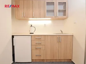 Pronájem kanceláře, Nymburk, Náměstí Přemyslovců, 29 m2