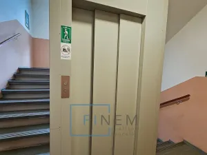 Pronájem bytu 2+1, Kralupy nad Vltavou - Lobeček, Sídliště, 48 m2