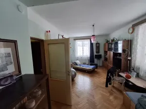 Prodej bytu 3+1, Cheb, Růžová, 73 m2