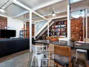 Prodej obchodního prostoru, Praha - Smíchov, Zborovská, 186 m2