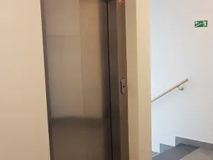 Prodej bytu 2+kk, Praha - Libeň, Kurta Konráda, 53 m2