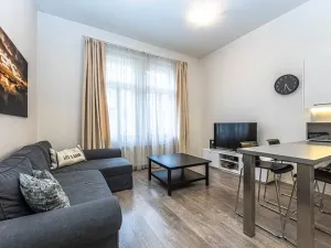 Prodej bytu 2+kk, Praha, Lucemburská, 51 m2