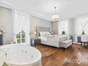 Prodej vily, Praha - Dejvice, V Šáreckém údolí, 459 m2