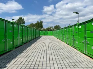 Pronájem garáže, Střelice, 14 m2