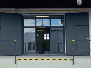 Pronájem obchodního prostoru, Praha - Horní Počernice, Bystrá, 109 m2