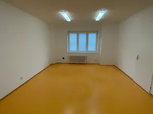 Pronájem kanceláře, Praha - Horní Počernice, Bystrá, 44 m2