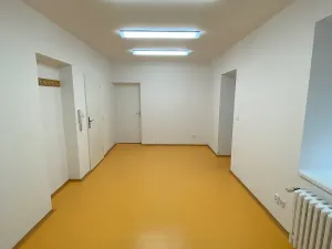 Pronájem kanceláře, Praha - Horní Počernice, Bystrá, 44 m2