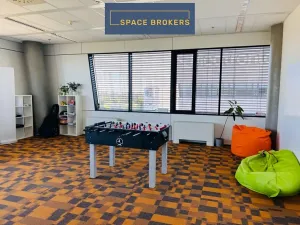 Pronájem kanceláře, Praha, Prosecká, 285 m2