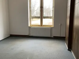 Pronájem kanceláře, Herálec, 200 m2