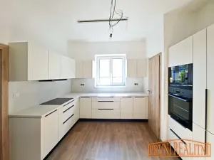 Prodej bytu 2+1, Uherský Brod, Ant. Dvořáka, 65 m2