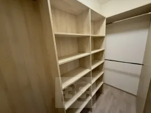 Pronájem bytu 2+kk, České Budějovice, Husova tř., 53 m2