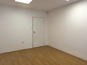 Pronájem kanceláře, Ostrava - Moravská Ostrava, Pohraniční, 16 m2