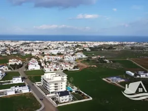 Prodej bytu 2+1, Paralimni, Kypr, 75 m2