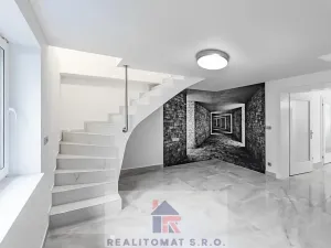 Prodej rodinného domu, Praha - Komořany, Pod lesem, 175 m2