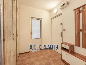 Prodej bytu 3+1, Komárov, Mládežnická, 65 m2