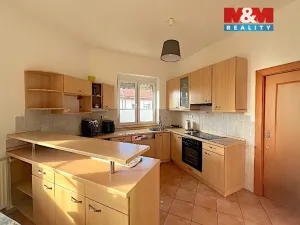 Pronájem kanceláře, Praha - Hloubětín, V Novém Hloubětíně, 120 m2