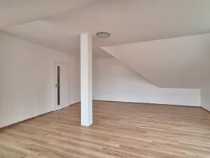 Pronájem bytu 3+kk, Praha, Podbělohorská, 105 m2