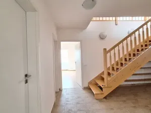 Pronájem bytu 3+kk, Praha, Podbělohorská, 105 m2