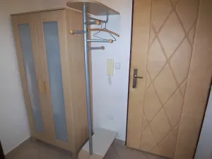 Pronájem bytu 1+kk, Praha - Košíře, Houdova, 33 m2