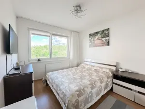 Prodej bytu 2+kk, Praha - Horní Měcholupy, Modenská, 54 m2