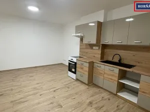 Pronájem bytu 2+kk, Kučerov, 48 m2