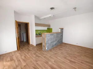 Pronájem bytu 2+kk, Brno, Krymská, 40 m2