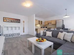 Prodej bytu 3+1, Dubí, Koněvova, 69 m2