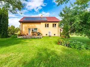 Prodej vícegeneračního domu, Jenštejn, 200 m2