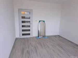 Pronájem bytu 2+1, Hradec Králové, třída Edvarda Beneše, 62 m2