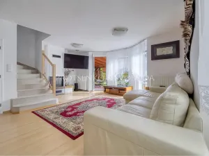 Prodej rodinného domu, Hostivice, náměstí Jana IV. z Dražic, 185 m2