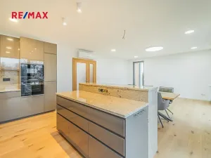 Pronájem bytu 3+kk, Praha - Kunratice, Děbolínská, 92 m2