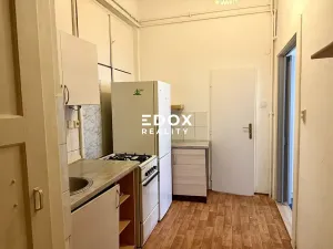 Pronájem bytu 2+kk, Praha - Holešovice, Přístavní, 41 m2