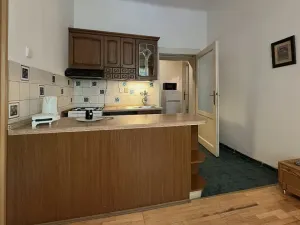 Pronájem bytu 2+kk, Praha - Holešovice, Komunardů, 50 m2