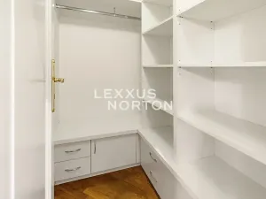 Pronájem bytu 4+1, Praha - Malá Strana, Vlašská, 179 m2