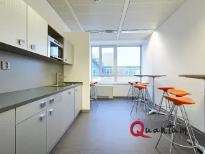 Pronájem kanceláře, Praha - Dejvice, Evropská, 503 m2