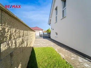 Pronájem rodinného domu, Veltruby, 97 m2