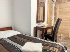 Pronájem ubytování, Valtice, Josefská, 251 m2