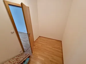 Pronájem bytu 2+kk, Praha - Břevnov, Patočkova, 55 m2