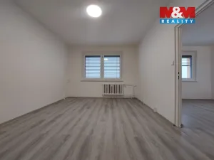 Pronájem bytu 1+1, Klášterec nad Ohří - Miřetice u Klášterce nad Ohří, Dlouhá, 36 m2