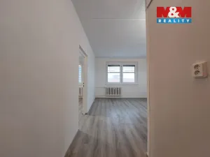 Pronájem bytu 1+1, Klášterec nad Ohří - Miřetice u Klášterce nad Ohří, Dlouhá, 36 m2