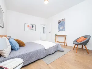 Prodej bytu 3+kk, Praha - Malešice, Počernická, 57 m2