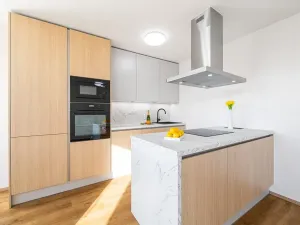 Prodej bytu 3+kk, Praha - Prosek, Vysočanská, 82 m2