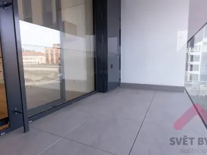 Pronájem bytu 1+kk, Praha - Žižkov, Šrámkové, 33 m2