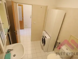 Pronájem bytu 1+kk, Praha - Vysočany, bratří Dohalských, 43 m2