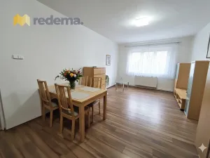 Pronájem bytu 3+kk, Praha - Strašnice, Nučická, 69 m2
