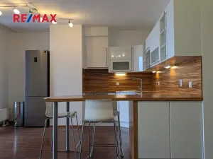 Pronájem bytu 2+kk, Praha - Stodůlky, Jeremiášova, 47 m2