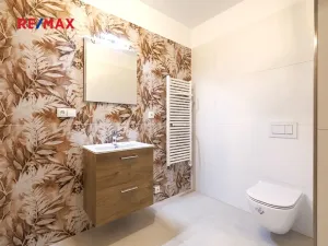 Prodej bytu 2+kk, Svoboda nad Úpou, Nádražní, 54 m2