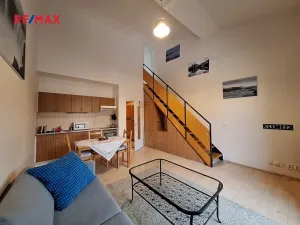 Pronájem bytu 2+kk, Hostivice, Za Mlýnem, 45 m2