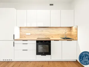 Pronájem bytu 1+kk, Praha - Vysočany, Fafkových, 35 m2