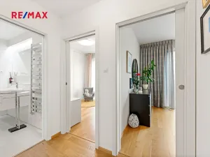 Prodej bytu 3+kk, Praha - Hrdlořezy, Učňovská, 71 m2